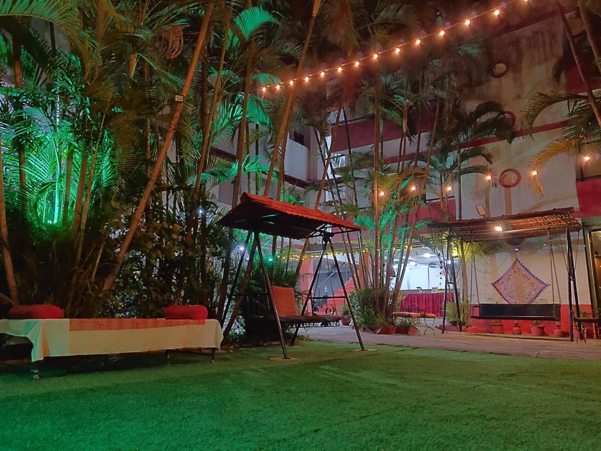 Girivihar Holiday Club - Pure Veg لونافالا المظهر الخارجي الصورة